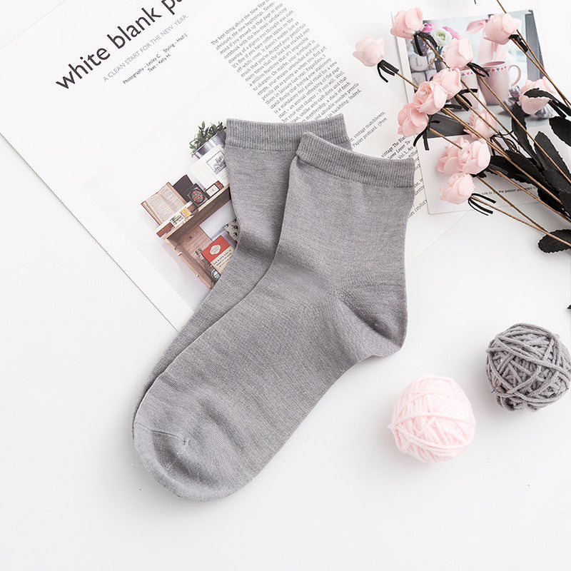2025 Multi-color Basic Women's Silk Breathable Deodorant Solid Color Short Tube Socks