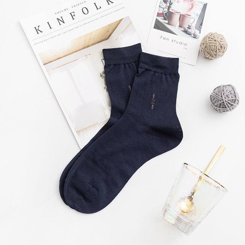 2025 Men's Solid Color Silk Deodorant And Antibacterial Simple Embroidered Short Socks