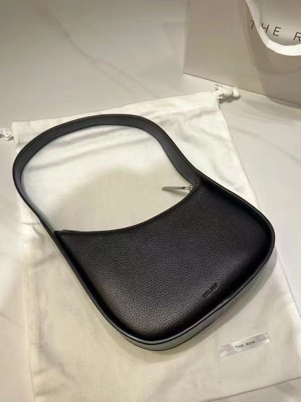 2025 Black Niche Commuting Extremely Simple Shoulder Half-moon Bag For Women Kendall's Baguette Crescent Bag Underarm