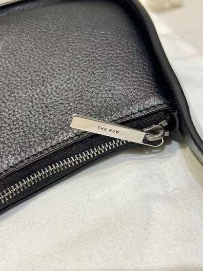 2025 Black Niche Commuting Extremely Simple Shoulder Half-moon Bag For Women Kendall's Baguette Crescent Bag Underarm