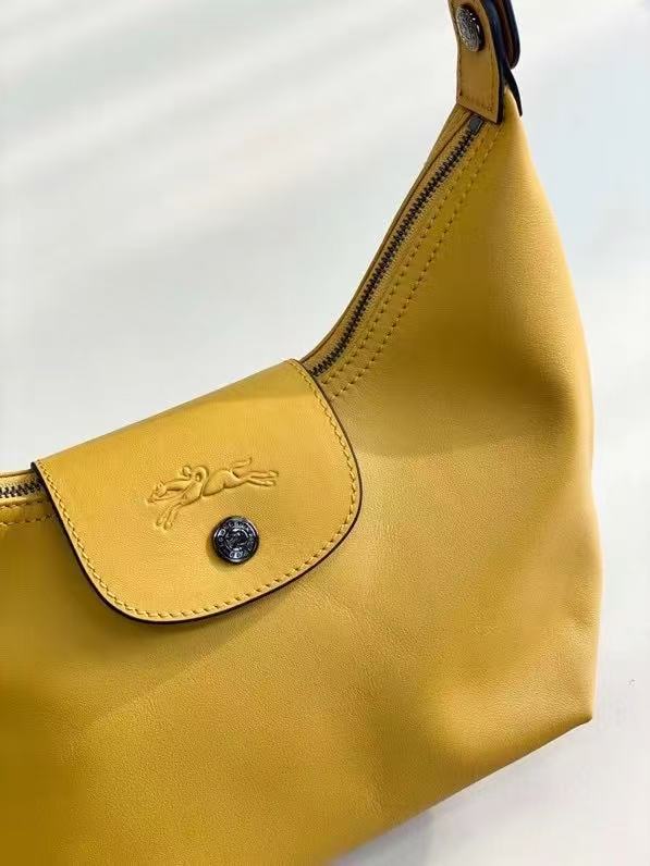 2025 New Black Pink Yellow Grey Four-color Diy Lunch Box Leather Bag Women's Minimalist Commuter Tofu Handbag
