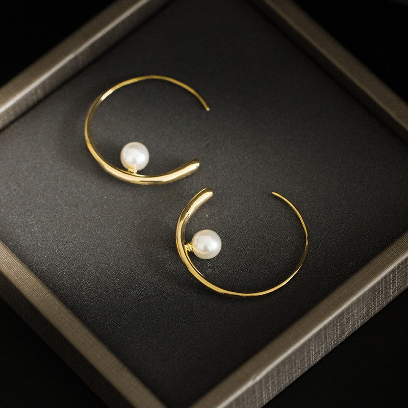 French Light Luxury High-end Fashion Commuter Brass Earrings Women‘s 925 Silver Ring Shell Bead Gold Earrings