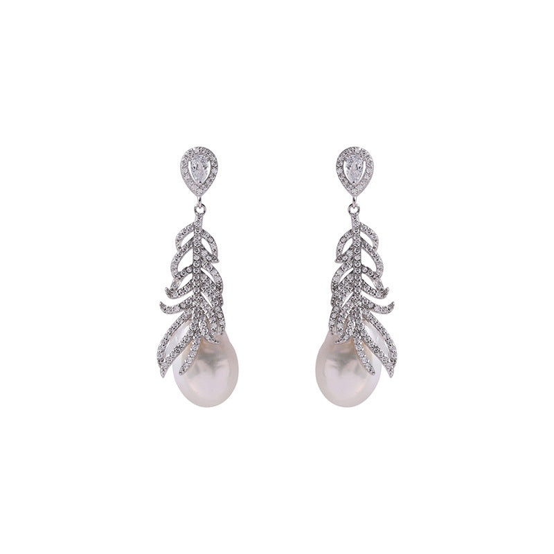 French Orchid Oval Hollow Zircon Earrings Women‘s High-end Niche Design Light Luxury Eardrop