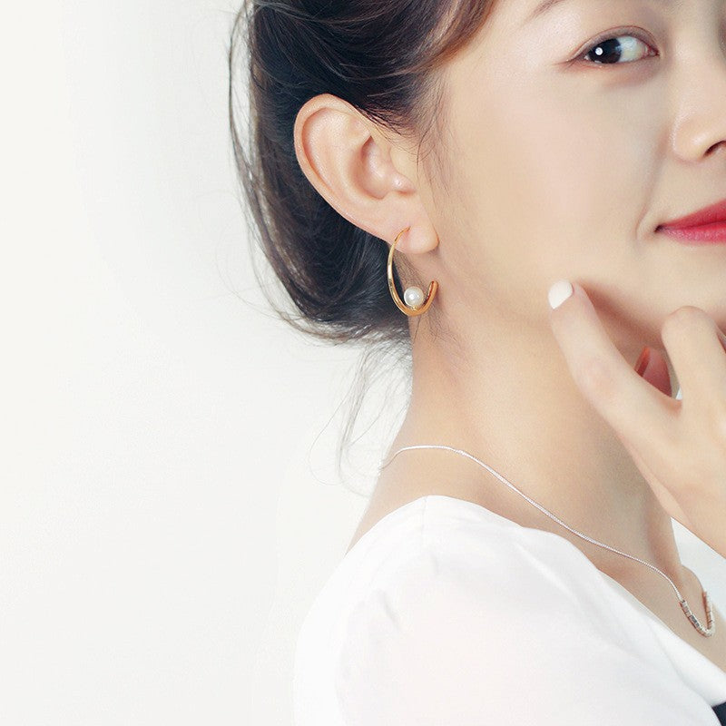French Light Luxury High-end Fashion Commuter Brass Earrings Women‘s 925 Silver Ring Shell Bead Gold Earrings
