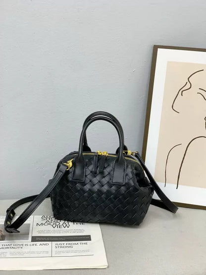 2025 New Milk Tea Color Cassette Leather Handbag Women's Woven Brick Casual One-shoulder Crossbody Bowling Bag